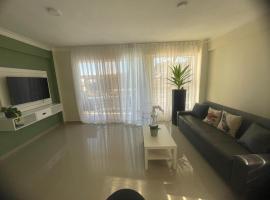 2 Bdrm 1 Bath Near River and Beach, 3L, hotel Paraísóban