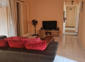 Chez moi vous êtes chez vous, Hotel in Espérance