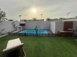 Peaceful home and nice villa 4 small dogs in the house