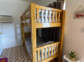 Baltings Beachfront, hotel em Daanbantayan