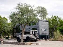 Luxurious Boutique Tiny House for a Relaxing Getaway in Wimberley, Texas