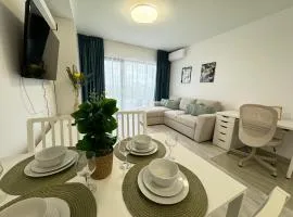 Stylish Ava Towers Apartments by Glam with Parking Option