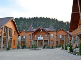 Sribni Rosy, Hotel in Mykulytschyn