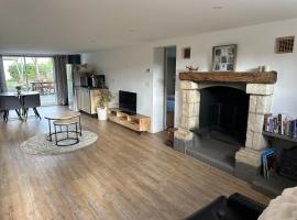 Gîte familial Gers 12 pers, hotel a Fleurance