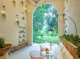 Sefriya Farms and Orchard, hotel Alitagtag városában