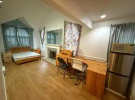 EXTRA Large Suite with Ensuite Bathroom, Microwave & Fridge