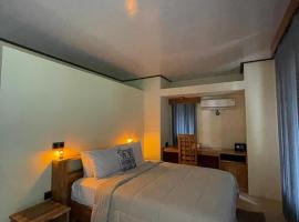 Oemau Bungalow, hotel com estacionamento em Nembrala