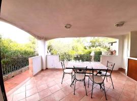 Casa Oasis – hotel w mieście Porto Pollo