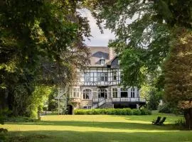 Beautiful castle in Spa wit garden