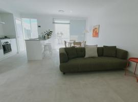 Brand New Home Henley Brook, hotel i Henley Brook