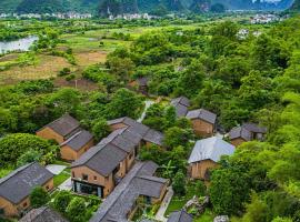 Yangshuo Qilu Ancient Village Hotel, viešbutis mieste Pai-sha