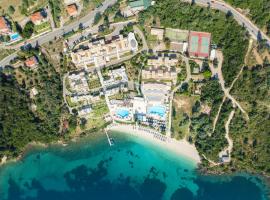 Porto Galini Seaside Resort & Spa, hotel de luxo em Nikiana