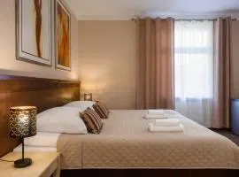 ROYAL ROOMS by WOW HOMES