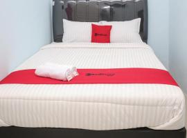 RedDoorz Syariah near Suncity Mall Madiun, hotel Madiunban