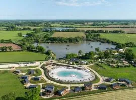 Village Flottant de Pressac