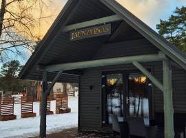 Brīvdienu māja Jaunzvīņas, Hotel in Upesgrīva