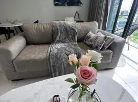 Mabiyela at Ellipse Waterfall