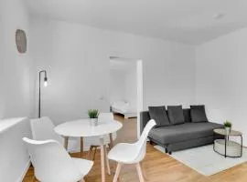 Ferienunterkunft mit Balkon und einem Schlafzimmer