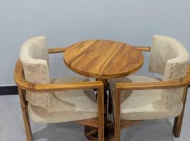 The silent inn two, hôtel à Tanga