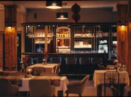 Stara Owczarnia, отель в городе Skorka