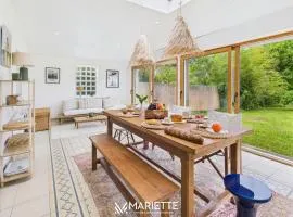 -SUZANNE- Maison de charme au coeur de Nevez