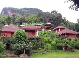 Saen Kam Resort