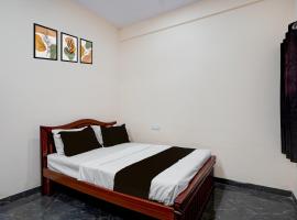 Hotel O Saritha Lodge，Tāvarikere的飯店