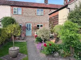 Pet Friendly, Border Cottage, Norfolk