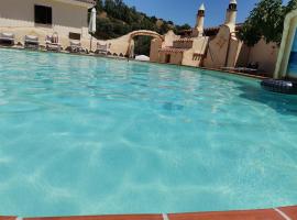 Villa Su Navru, hotel a Irgoli