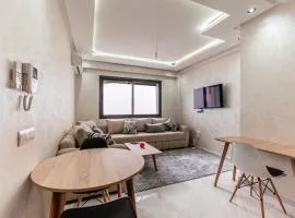 Contemporary Hideaway Design and Tranquility