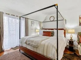 Timbers Studio 34 with Wintergreen Advantage