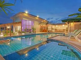Tom Star Pool Villa Layan