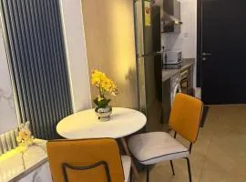 Stylish City studio with a balcony