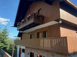 Cozy Chalet in Cortina, hotel sa Chiapuzza
