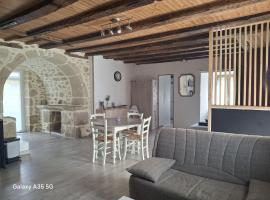 Le Cosy, hotel em Sousceyrac