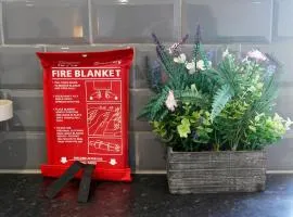 46DW-01 Dreams Unlimited Contractor Home in Ashford