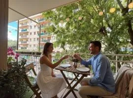 INAYA l 3 pièces l Vieille ville l Centre l Terrasse l Plage