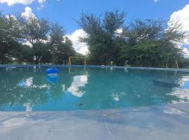 The Spot at Ghanzi, hotel em Khemsbok