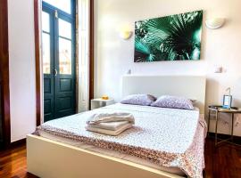 Guest House Sir Manuel - Unidade São Vicente, hotel u gradu 'Braga'