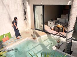 Xixi Isle Art & Nature Lodge, хотел в Lingshui