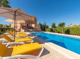 Ca Na Xisca – hotel w Sa Coma