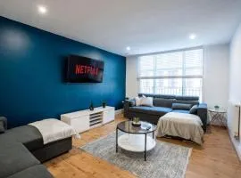 Stylish Modern Apartment in the heart of the city