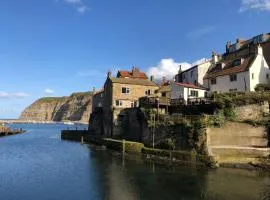 Cliff Crest Cottage