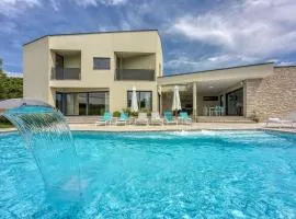 Contemporary Villa Nada with Pool and Sauna
