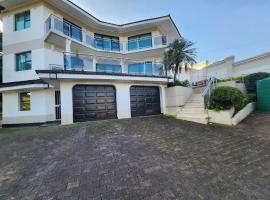 Silver Gates BnB- Non Smoking Accommodation, отель в городе Мбабане