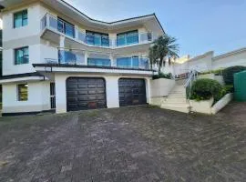 Silver Gates BnB- Non Smoking Accommodation