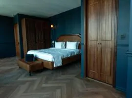 The Sapphire View Suite