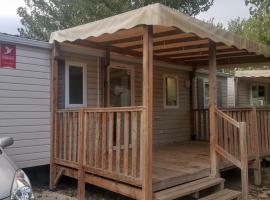 MIR 31- Mobil-Home au Sables de Midi-CAMPING SIBLU - 32 m - 3 chambres, отель в городе Сериньян