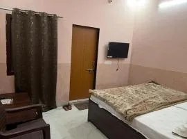 Amrit Guest House