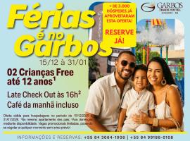 모소로에 위치한 호텔 Garbos Trade Hotel